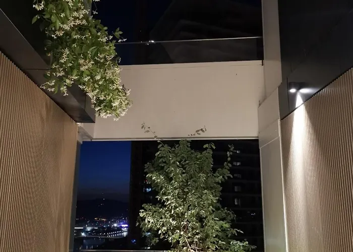 Wellness Oase Direkt An Der Donau In 22 Nahe Zum Vic International Center And Uno Vídeň