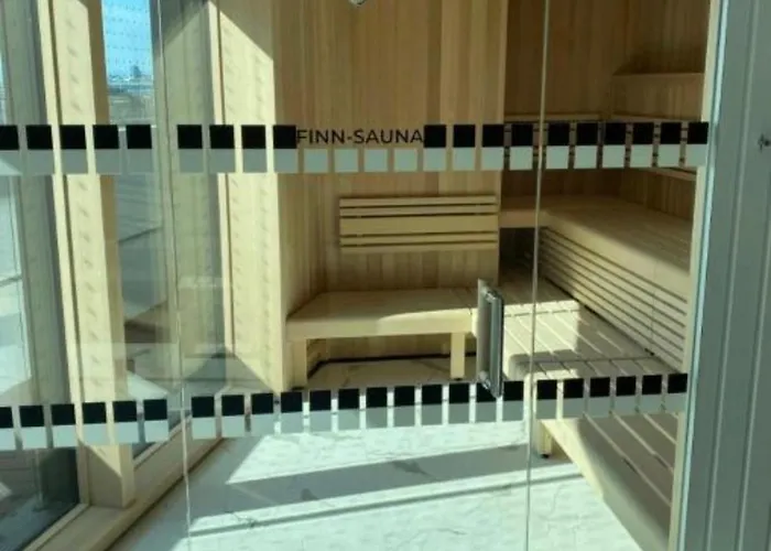 Wellness Oase Direkt An Der Donau In 22 Nahe Zum Vic International Center And Uno * ウィーン